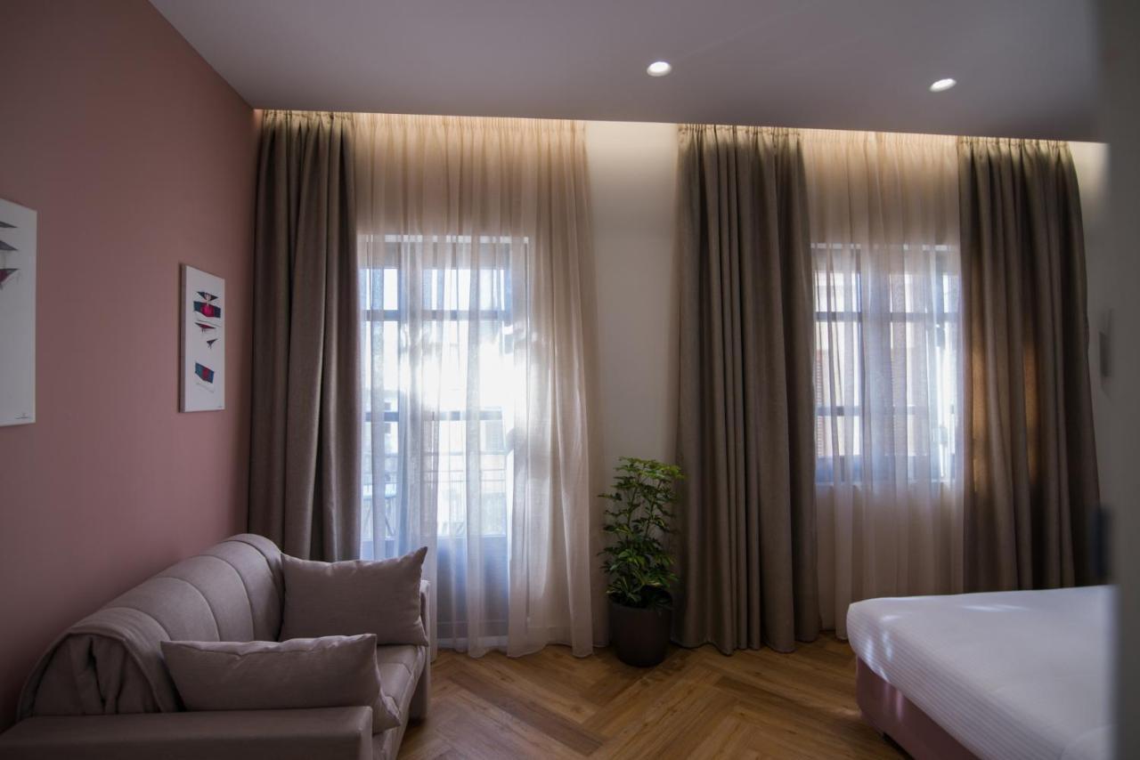 Ederlezi Zoubourlou Aparthotel 雅典 外观 照片